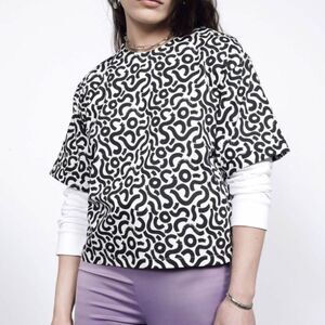 Wildfang The Essential Boxy Top Medium – Squiggles (Black / White) NWT